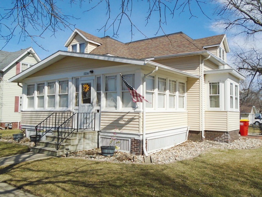 1216 Benton St.