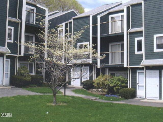 22 Dr Martin Luther King jr Dr unit C7, Norwalk, CT 06854 - photo 1