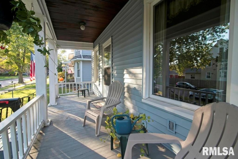 812 E High St, Davenport, IA 52803 - photo 1