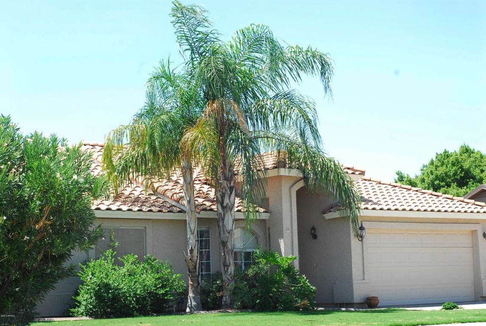 8033 E Cicero St, Mesa, AZ 85207 - photo 1