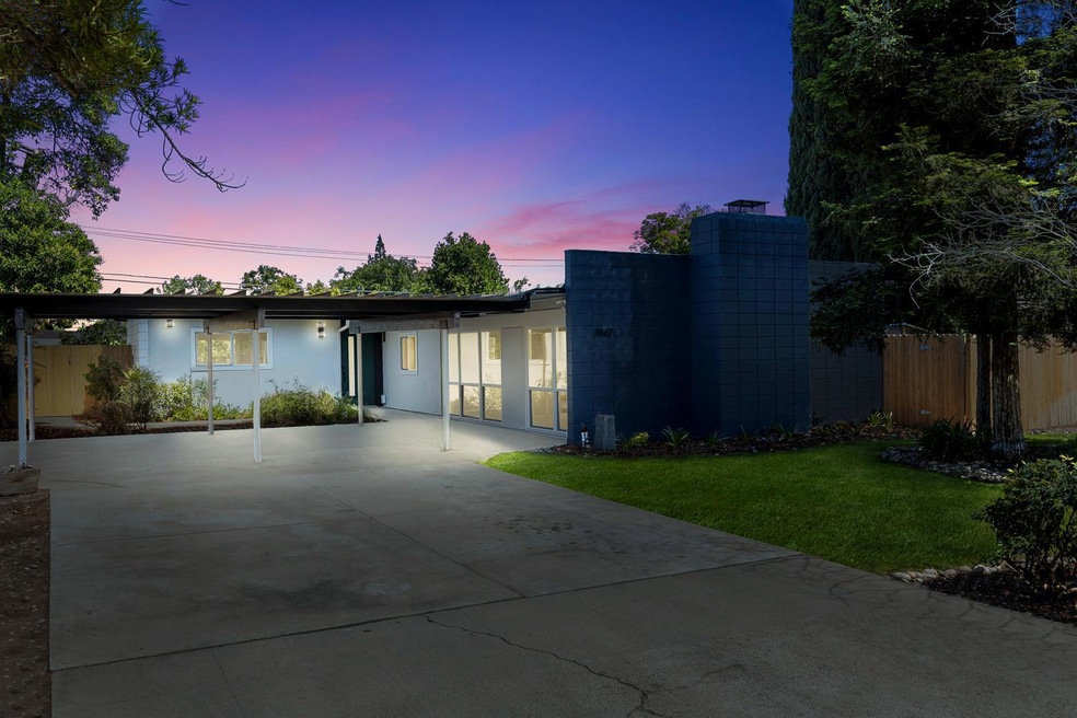 3862 N Orchard St, Fresno, CA 93726 - photo 1