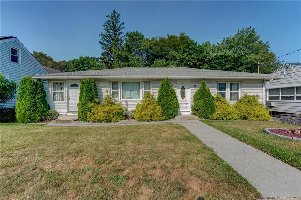 597 Frost Rd, Waterbury, CT 06705 - photo 1