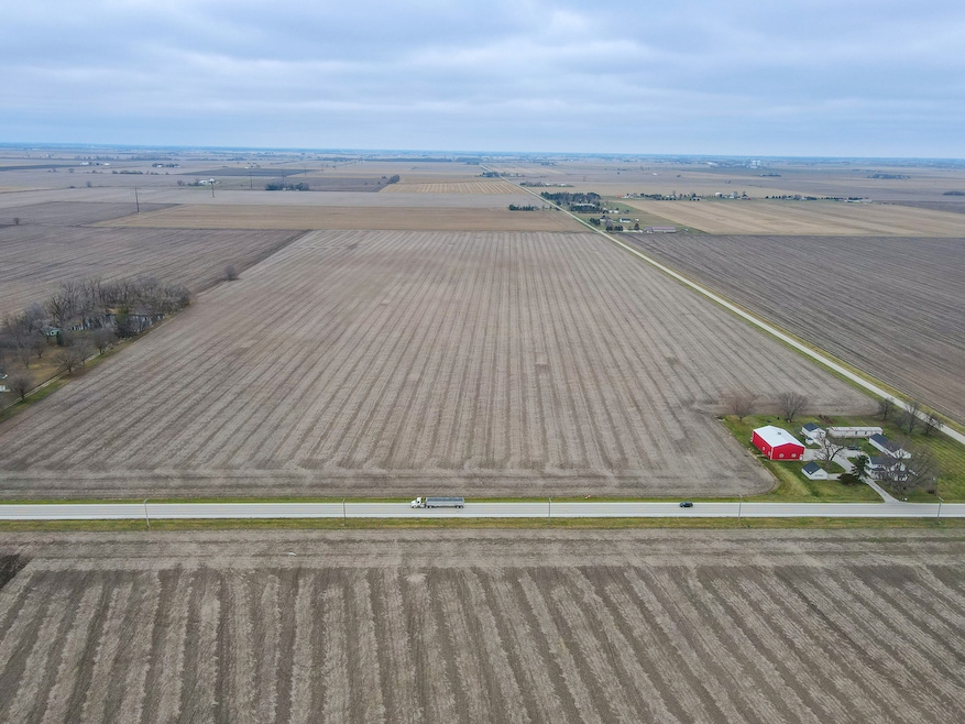 1565-B W 9000 Rd N, Manteno, IL 60950 - photo 1