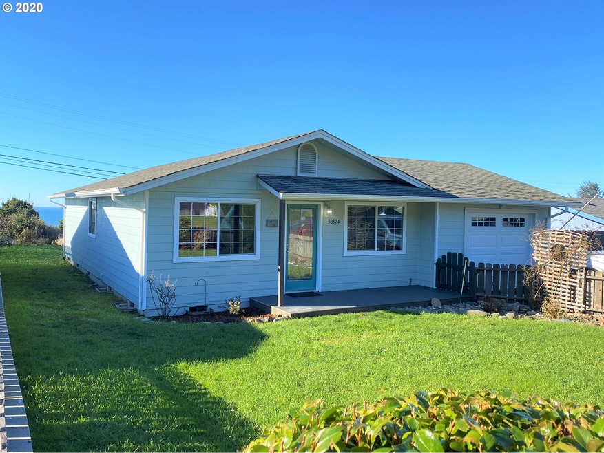 30324 Driftwood Dr, Gold Beach, OR 97444 - photo 1