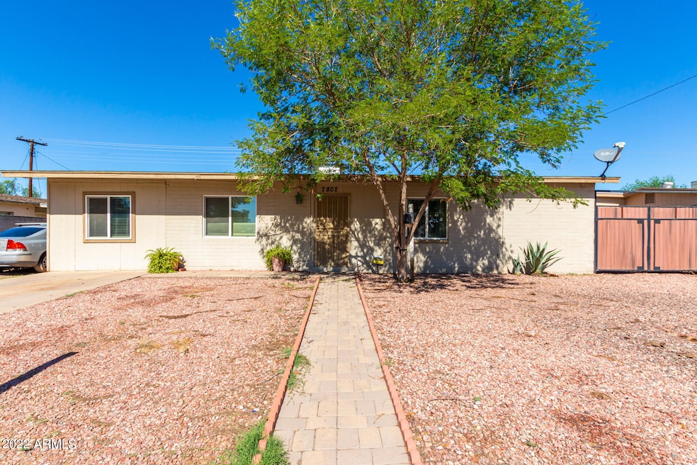 7802 W Mitchell Dr, Phoenix, AZ 85033 - photo 1