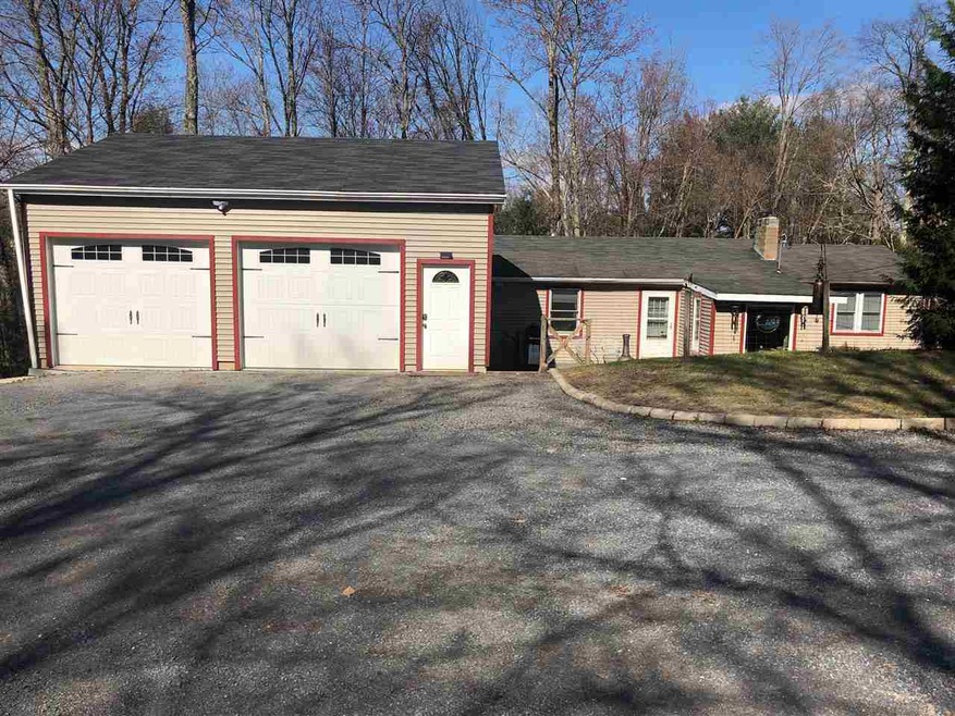 55 Heights Rd, Fairfax, VT 05454 - photo 1