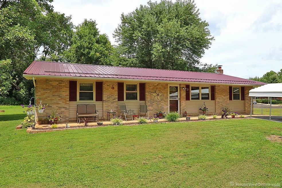 9 Ava Ct, Farmington, MO 63640 - photo 1