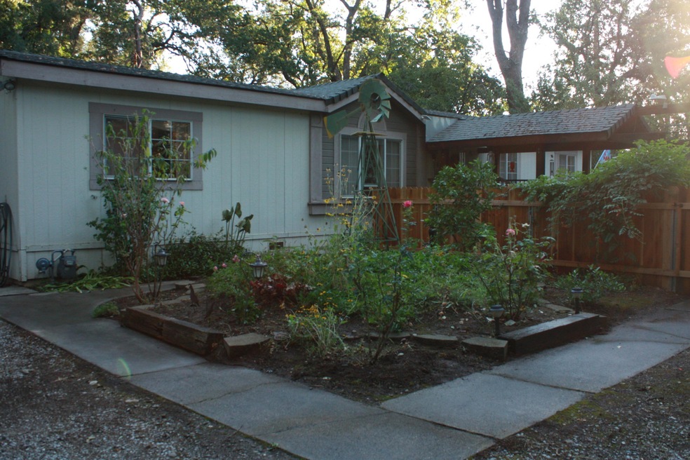 8104 Churn Creek Rd, Redding, CA 96002 - photo 1