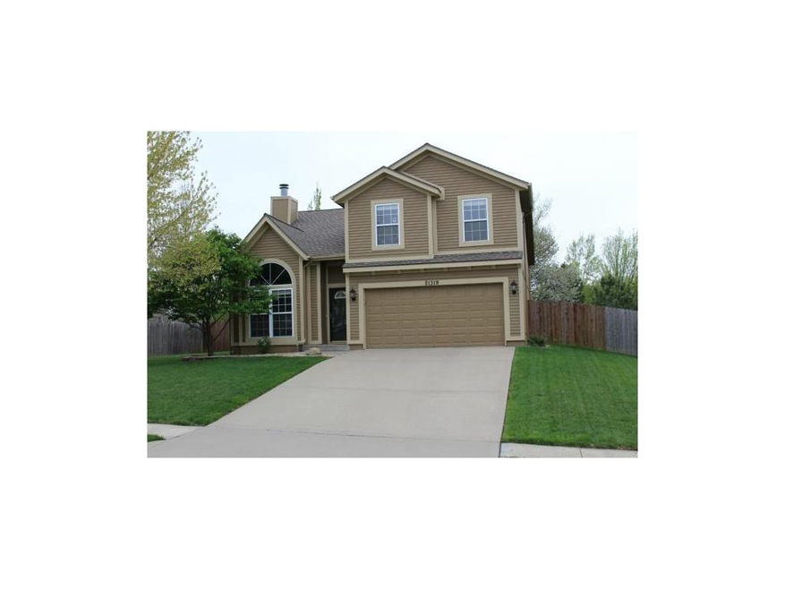 21319 W 51st Place, Shawnee, KS 66218 - photo 1