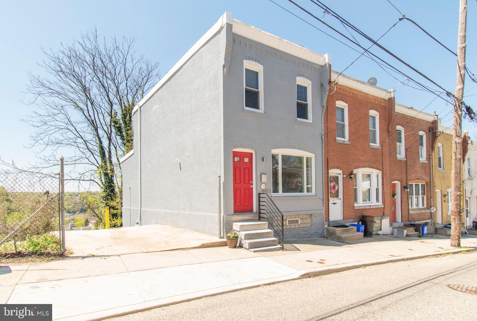 4472 Fleming St, Philadelphia, PA 19128 - photo 1