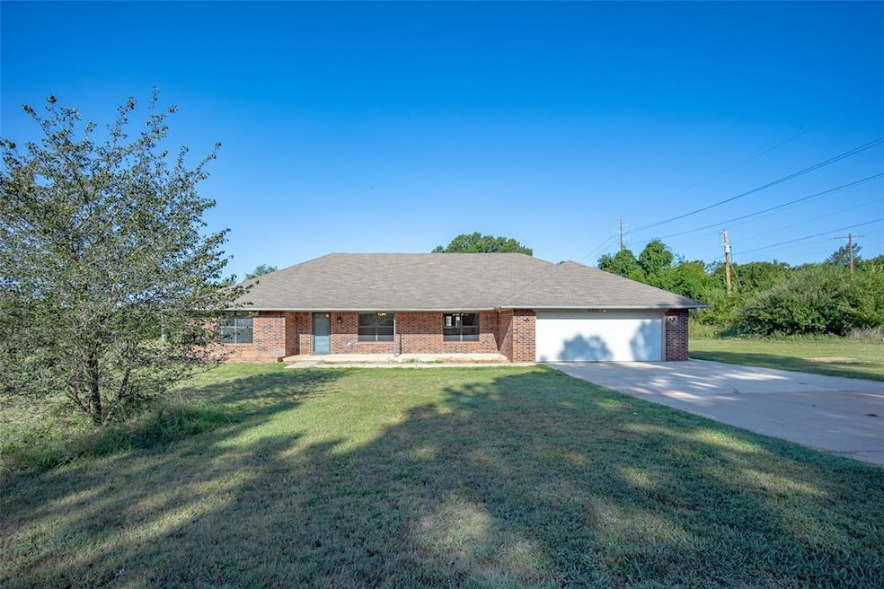 For Sale $610,000 • Co-Listing Agent