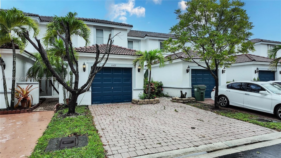 11432 NW 48th Terrace, Doral, FL 33178 - photo 1