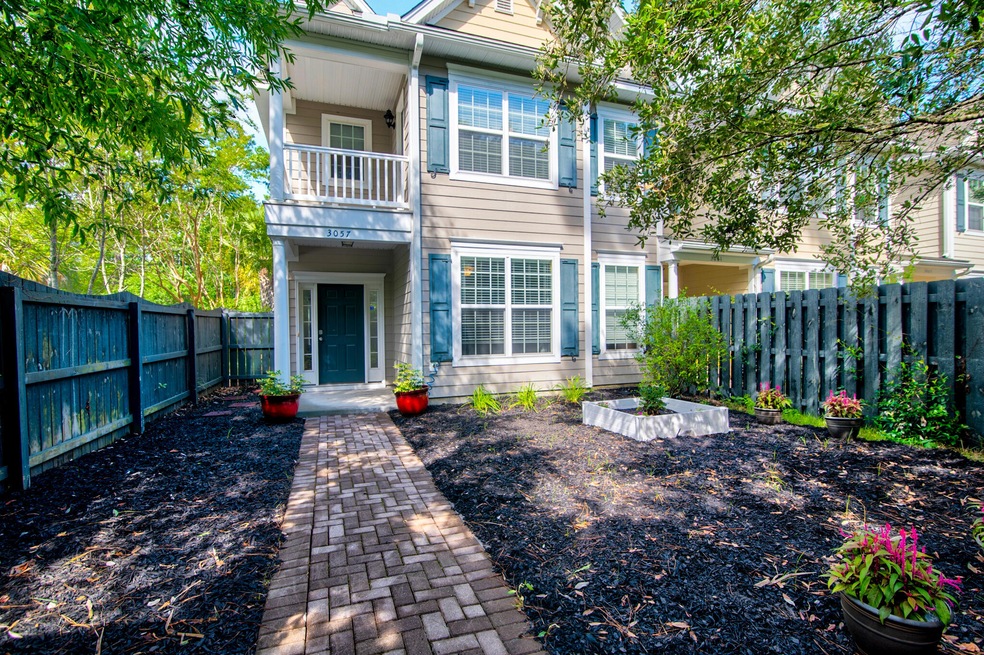 3057 Park West Blvd-26