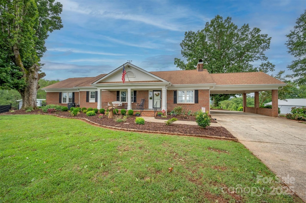 For Sale $789,000 • Co-Listing Agent