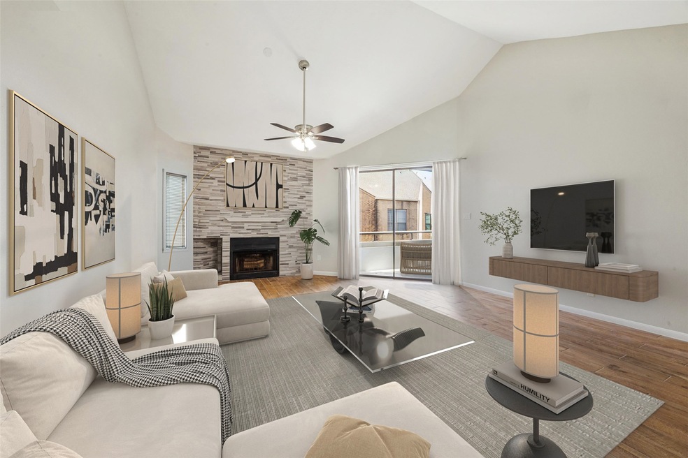 5210 Weslayan St unit 303, Houston, TX 77005 - photo 1