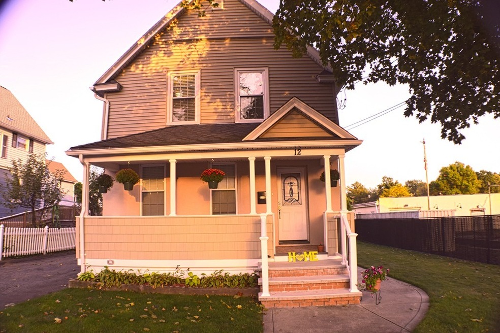 12 Franklin St, Ludlow, MA 01056 - photo 1