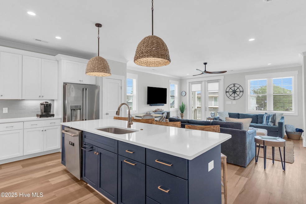 14_1738 mackerel ln-00014