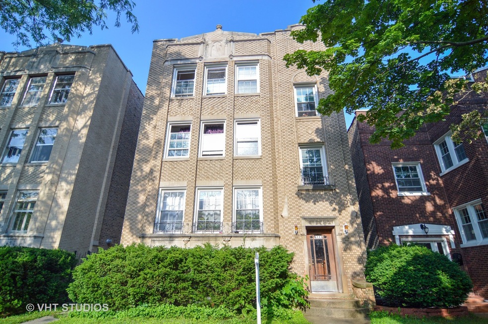 6111 N Fairfield Ave, Chicago, IL 60659 - photo 1