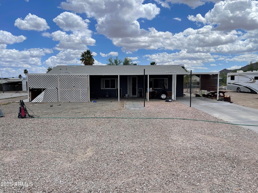 865 W Mountain View Ln, Quartzsite, AZ 85346 - photo 1