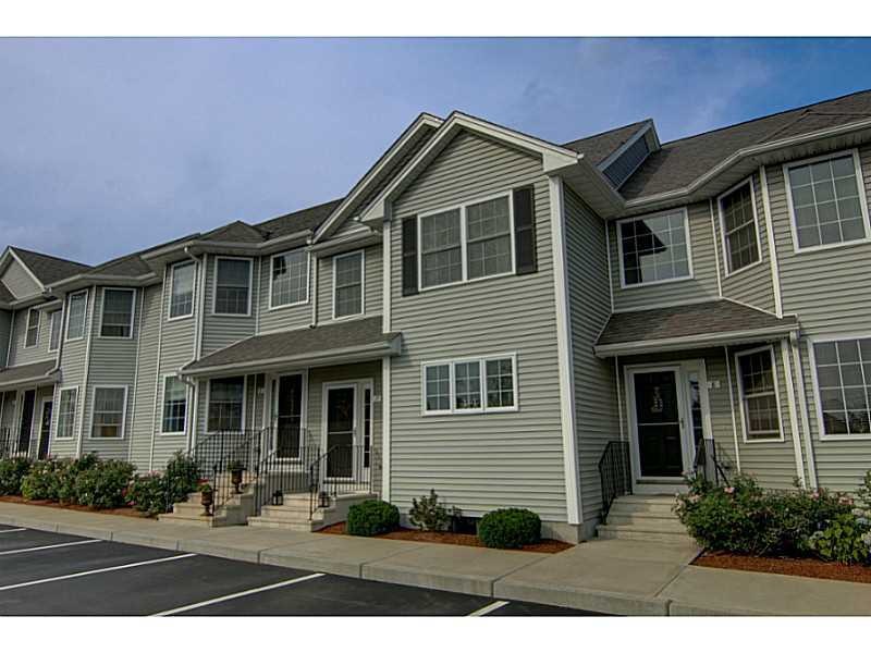 660 Cottage St unit 7, Pawtucket, RI 02861 - photo 1