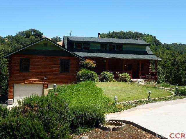 4100+/- sqft Log Home