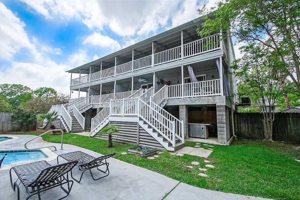 1025 Villere St unit G, Mandeville, LA 70448 - photo 1