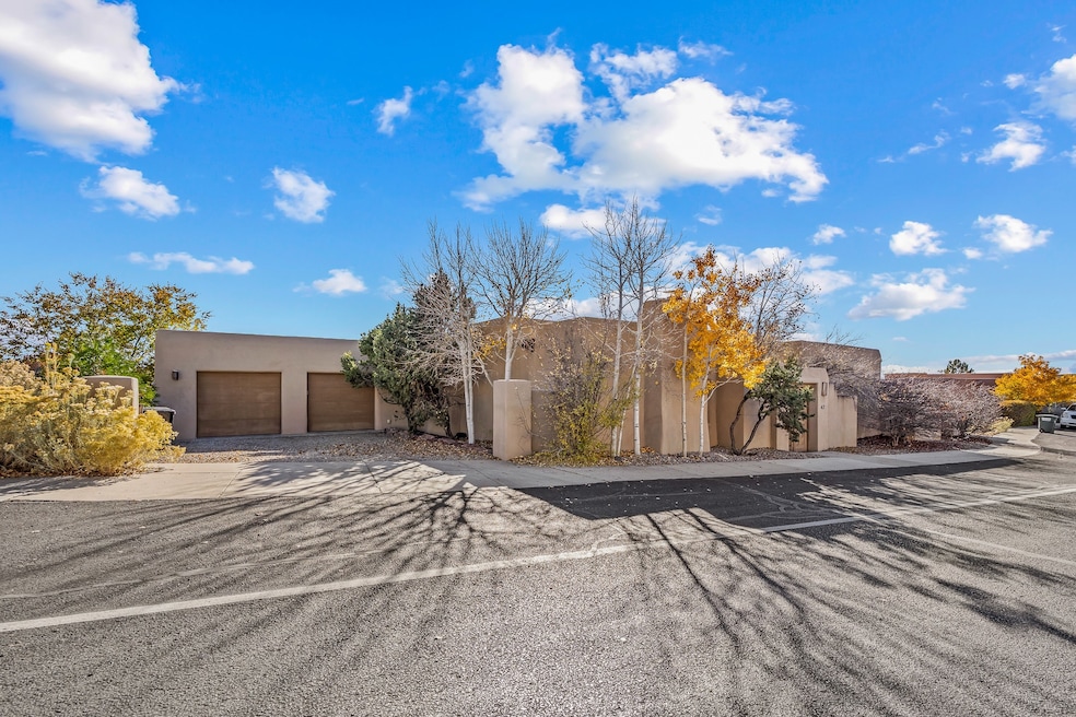 42 E Via Plaza Nueva, Santa Fe, NM 87507 - photo 1