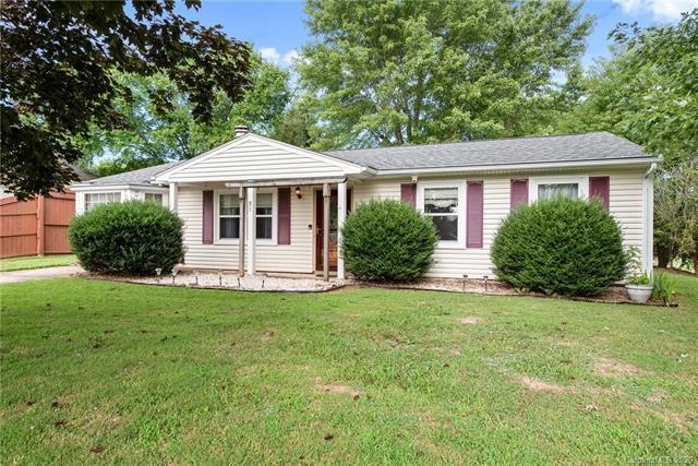 51 Tipperary Dr, Asheville, NC 28806 - photo 1