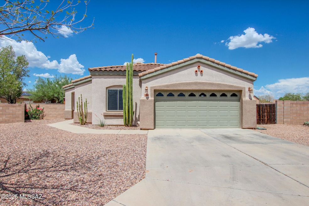 Under Contract $389,000