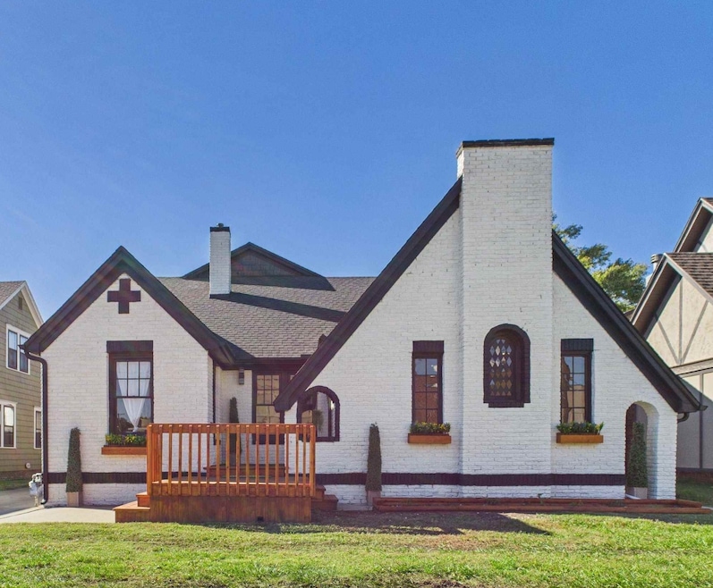 305 N Oliver Ave, Wichita, KS 67208 - photo 1