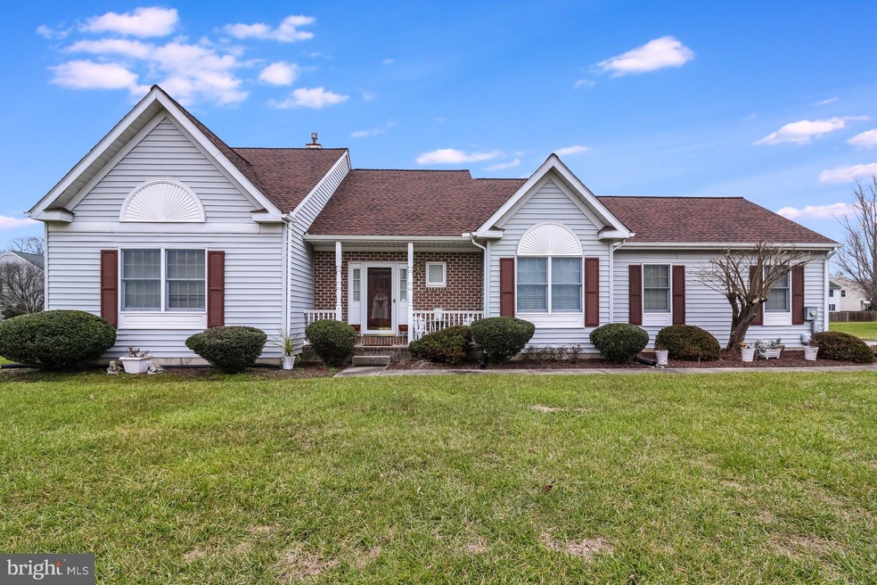 410 Falcon Dr, Camden Wyoming, DE 19934 - photo 1