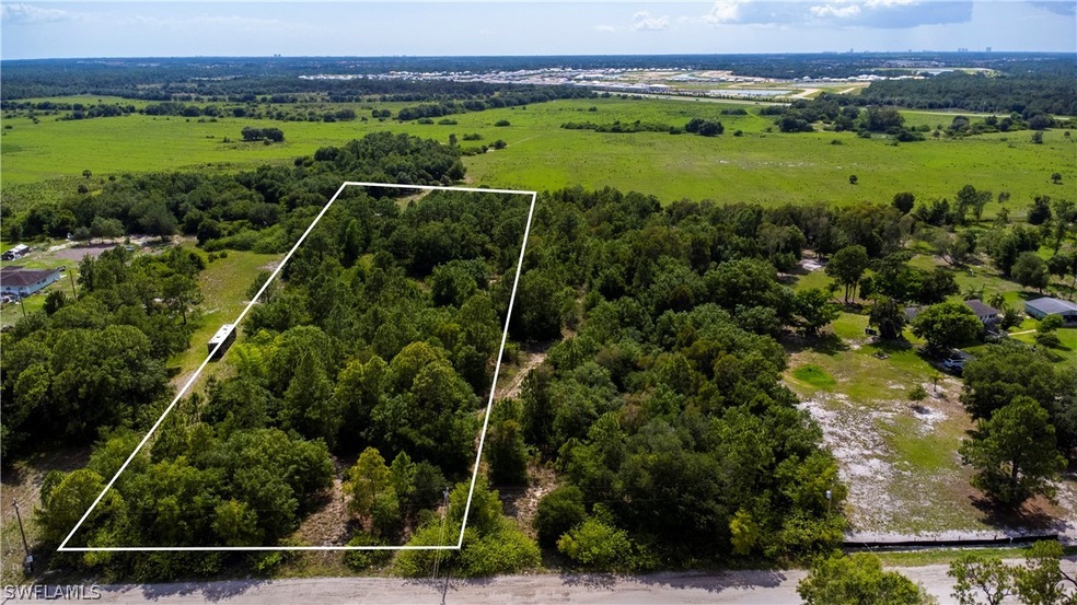 11630 Shawnee Rd, Fort Myers, FL 33913 - photo 1