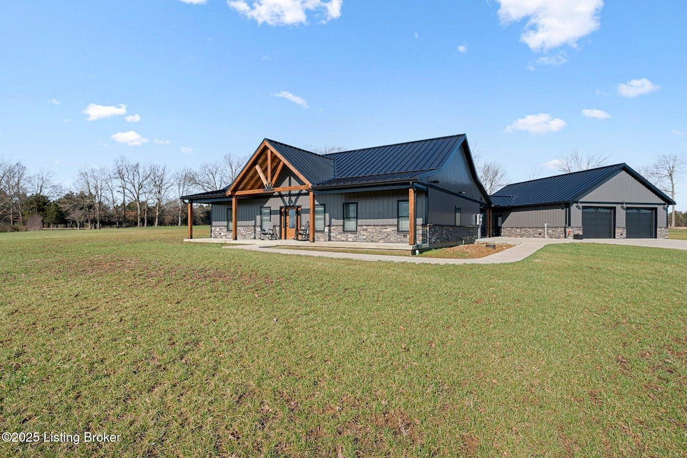 Sold $575,000