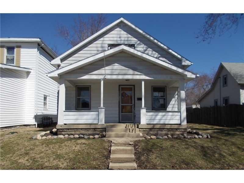 1304 W 3rd St, Anderson, IN 46016 - photo 1