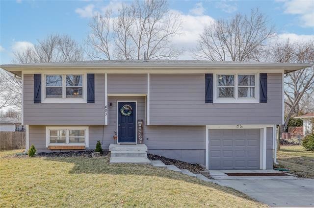 403 N Franklin St, Spring Hill, KS 66083 - photo 1