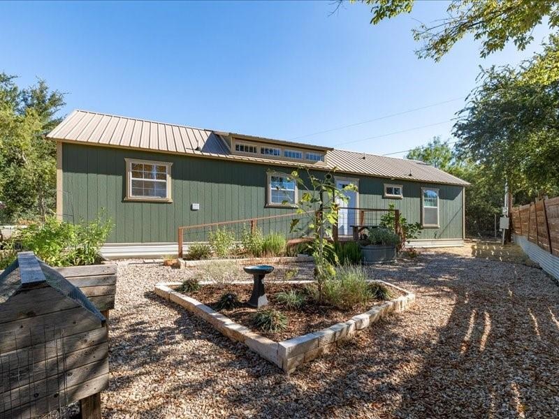 120 Virginia Dr, Granbury, TX 76049 - photo 1