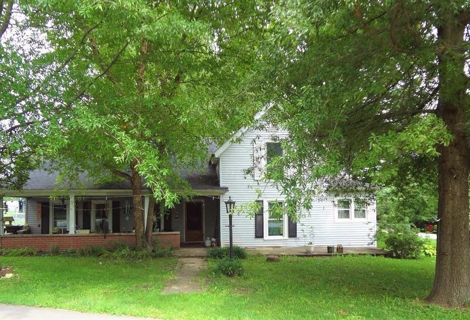 201 N First St, Harrodsburg, KY 40330 - photo 1