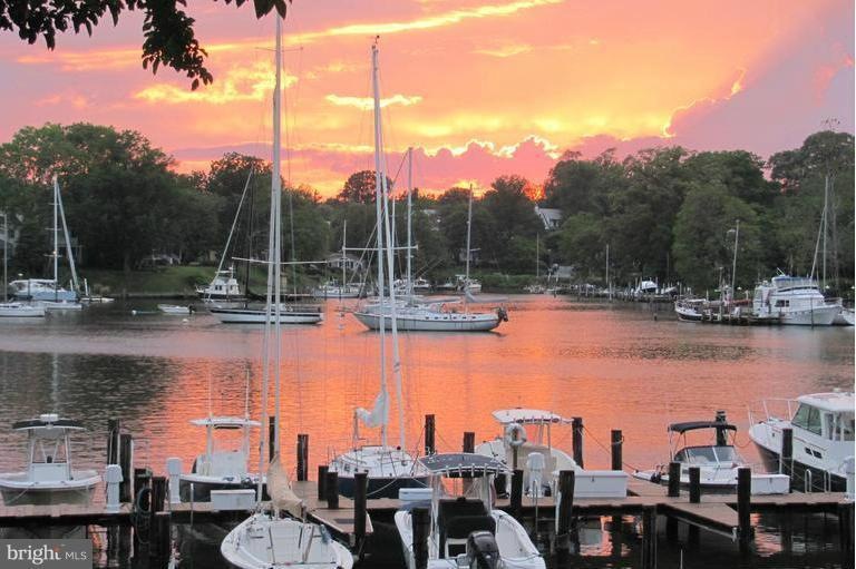 3 President Point Dr unit B2, Annapolis, MD 21403 - photo 1