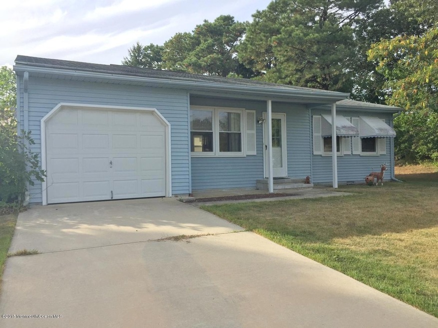 12 S Chestnut Ave unit 70, Whiting, NJ 08759 - photo 1