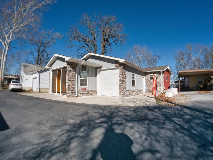 For Sale $450,000 • Co-Listing Agent
