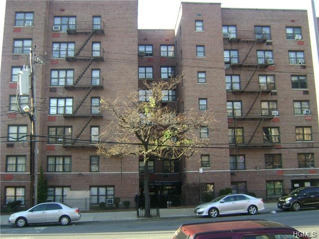 3119 Bailey Ave unit L5, Bronx, NY 10463 - photo 1