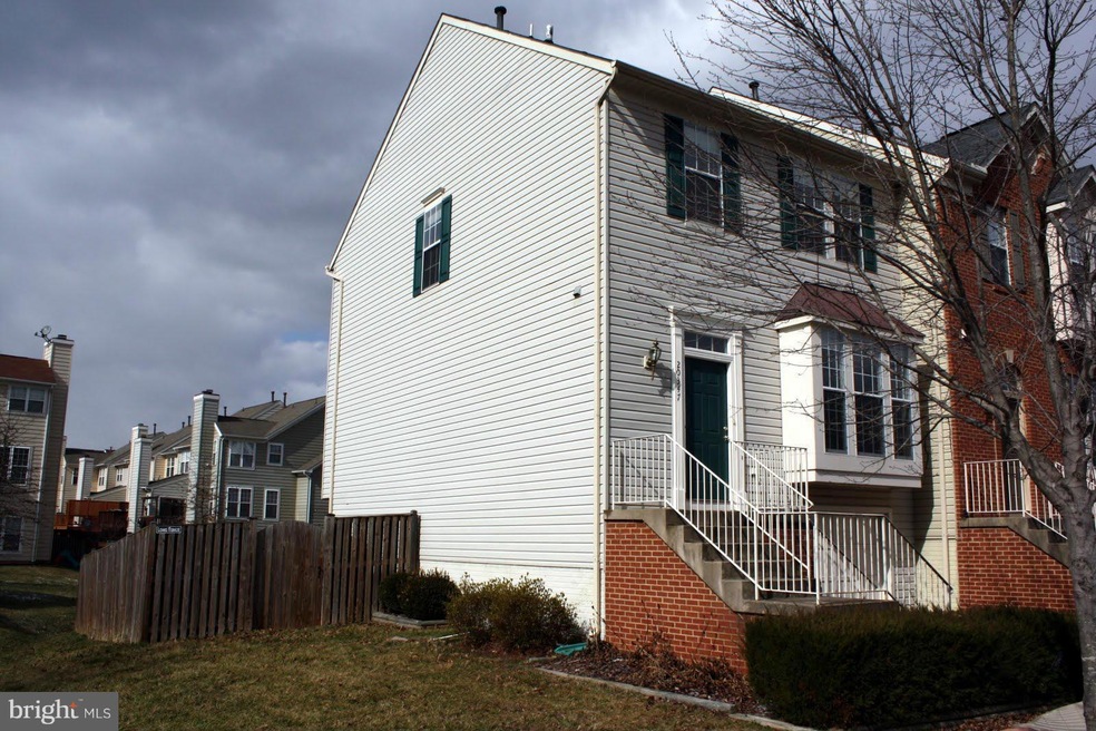 20347 Briarcliff Terrace, Sterling, VA 20165 - photo 1