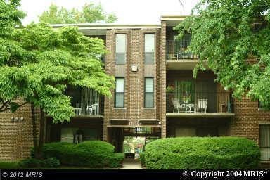 17815 Buehler Rd unit 3, Olney, MD 20832 - photo 1