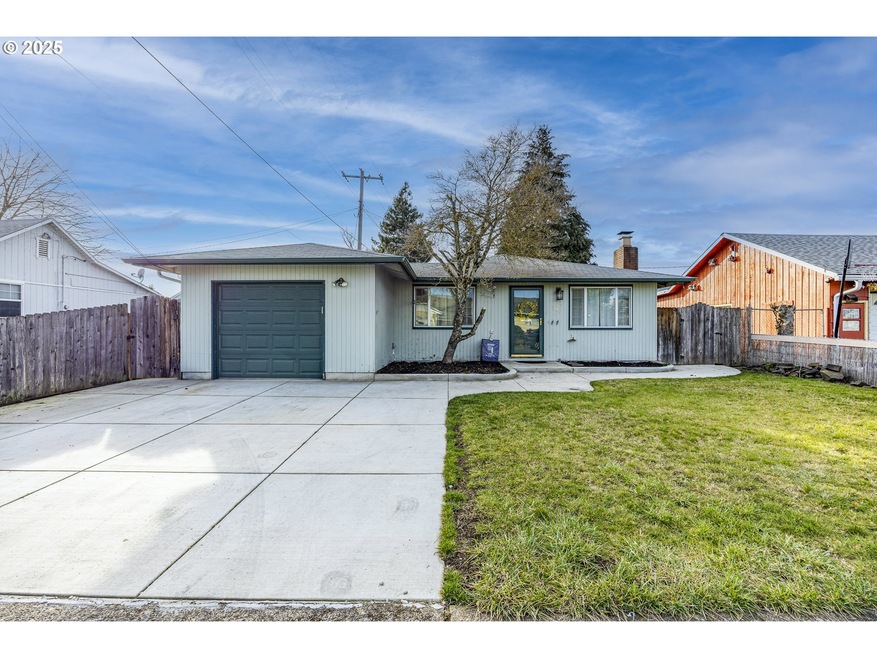 548 16th St, Springfield, OR 97477 - photo 1