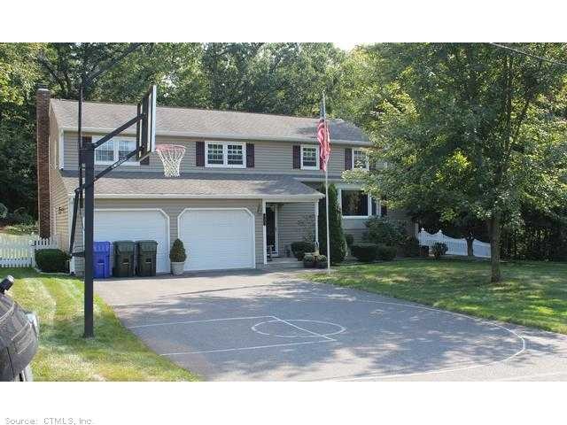 227 Eagle Dr, Newington, CT 06111 - photo 1