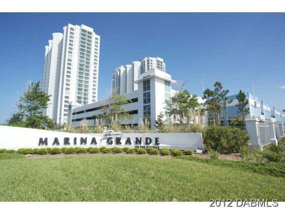 241 Riverside Dr unit 905, Holly Hill, FL 32117 - photo 1