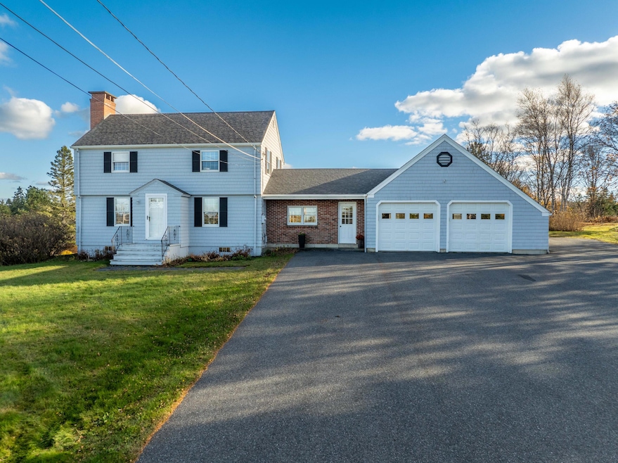 For Sale $369,900 • Co-Listing Agent