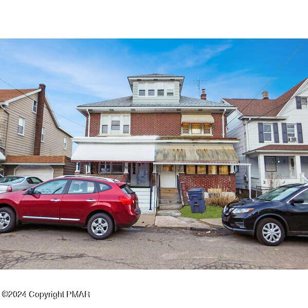 57 N Sheridan St, McAdoo, PA 18237 - photo 1