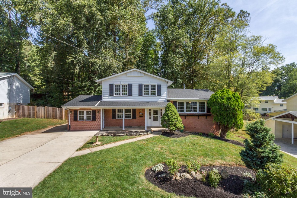 5305 Manorfield Rd, Rockville, MD 20853 - photo 1