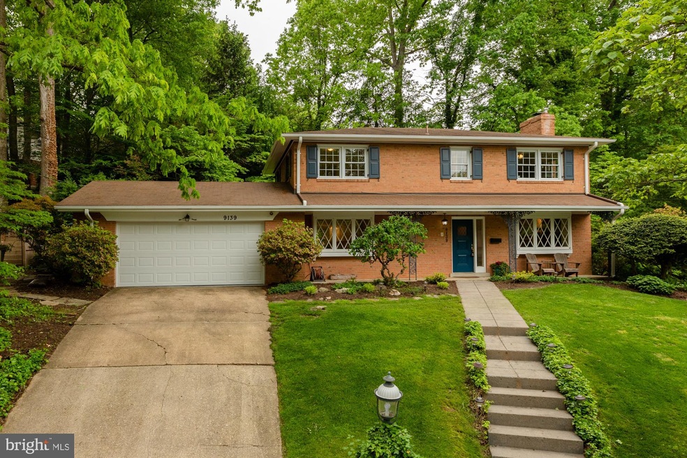 9139 Santayana Dr, Fairfax, VA 22031 - photo 1